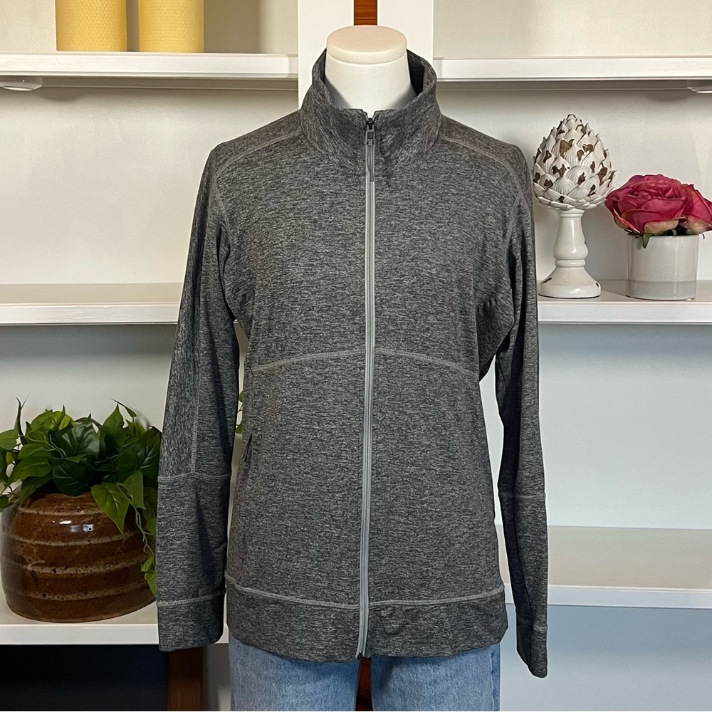 Patagonia Women's Lightweight Gray/Black Zip-Up Layering Jacket L